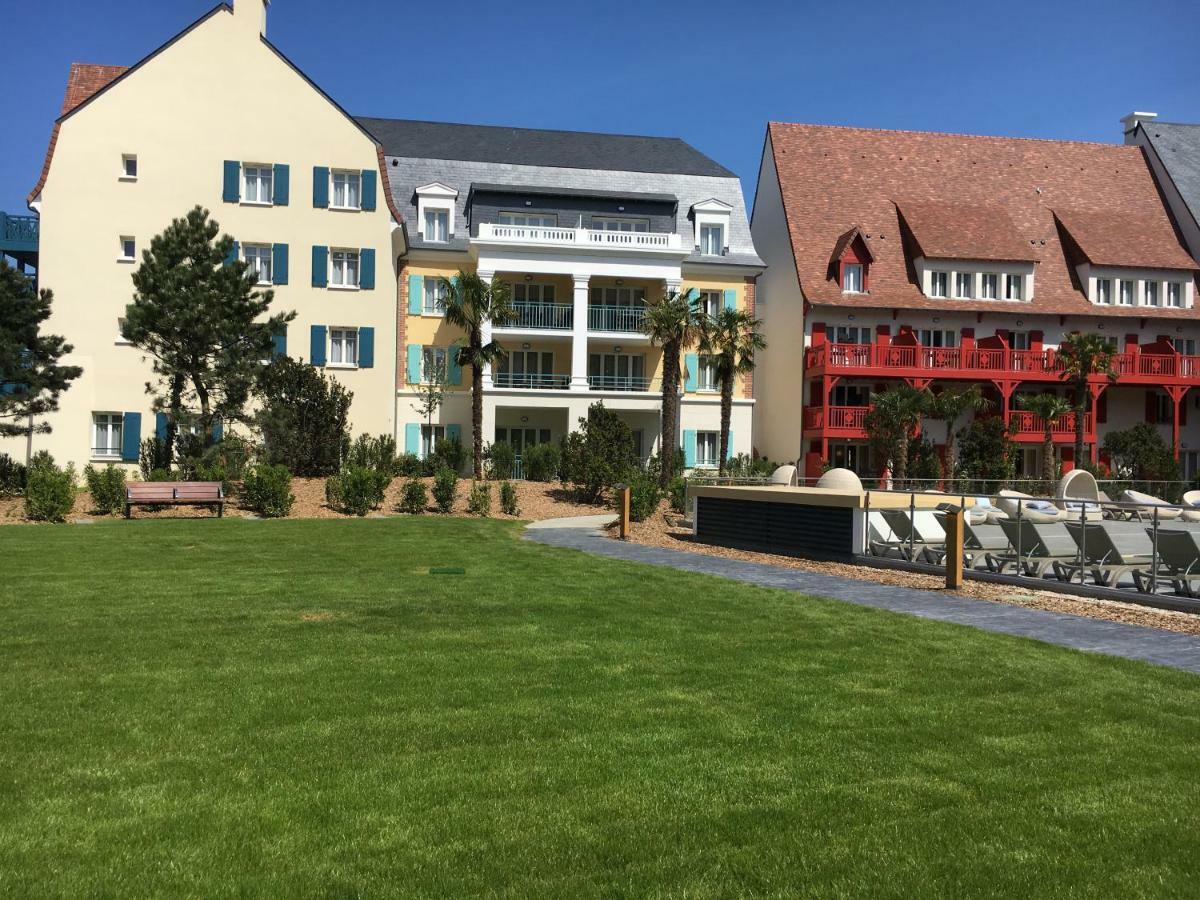 Cyrille Et Vacances Presqu'Ile De La Touques Deauville Eksteriør bilde